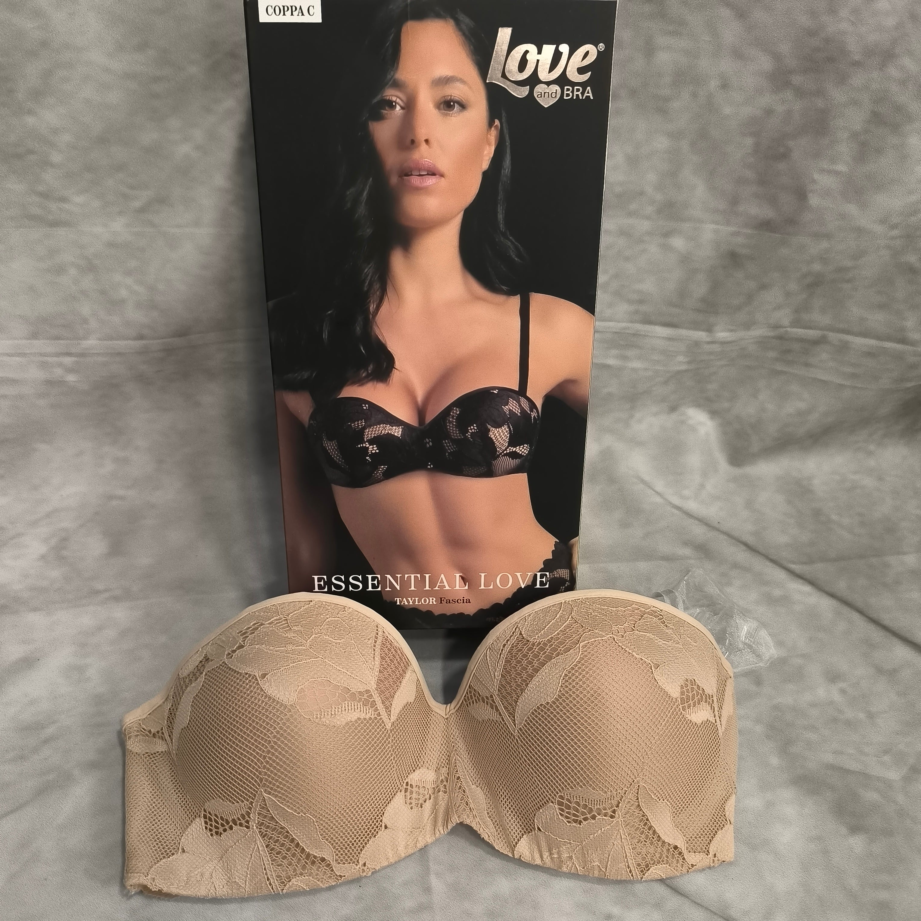 Reggiseno fascia coppa c love and Bra Taylor