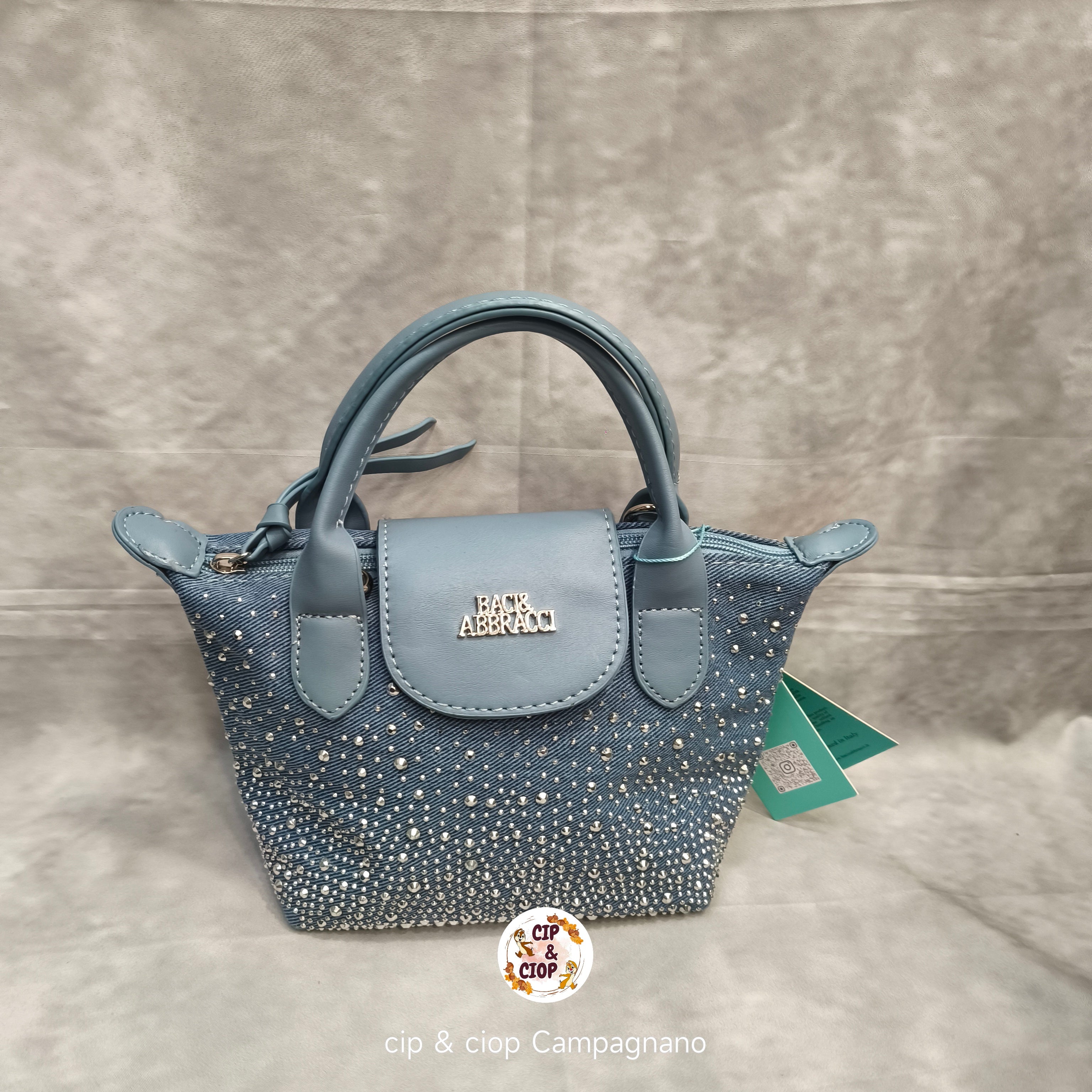 Borsa baci e abbracci