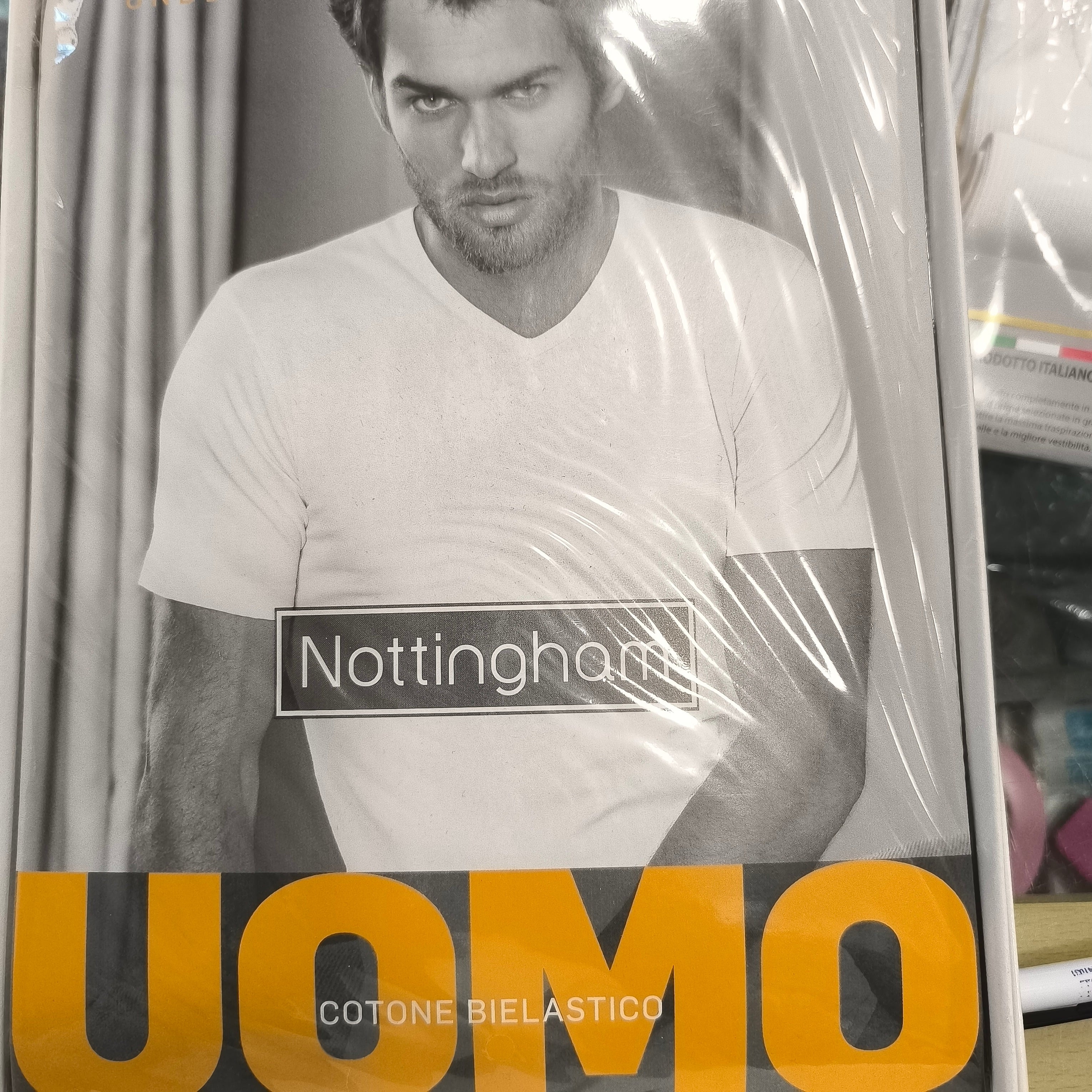 Maglia uomo mezza manica scollo a V in cotone bi elastico