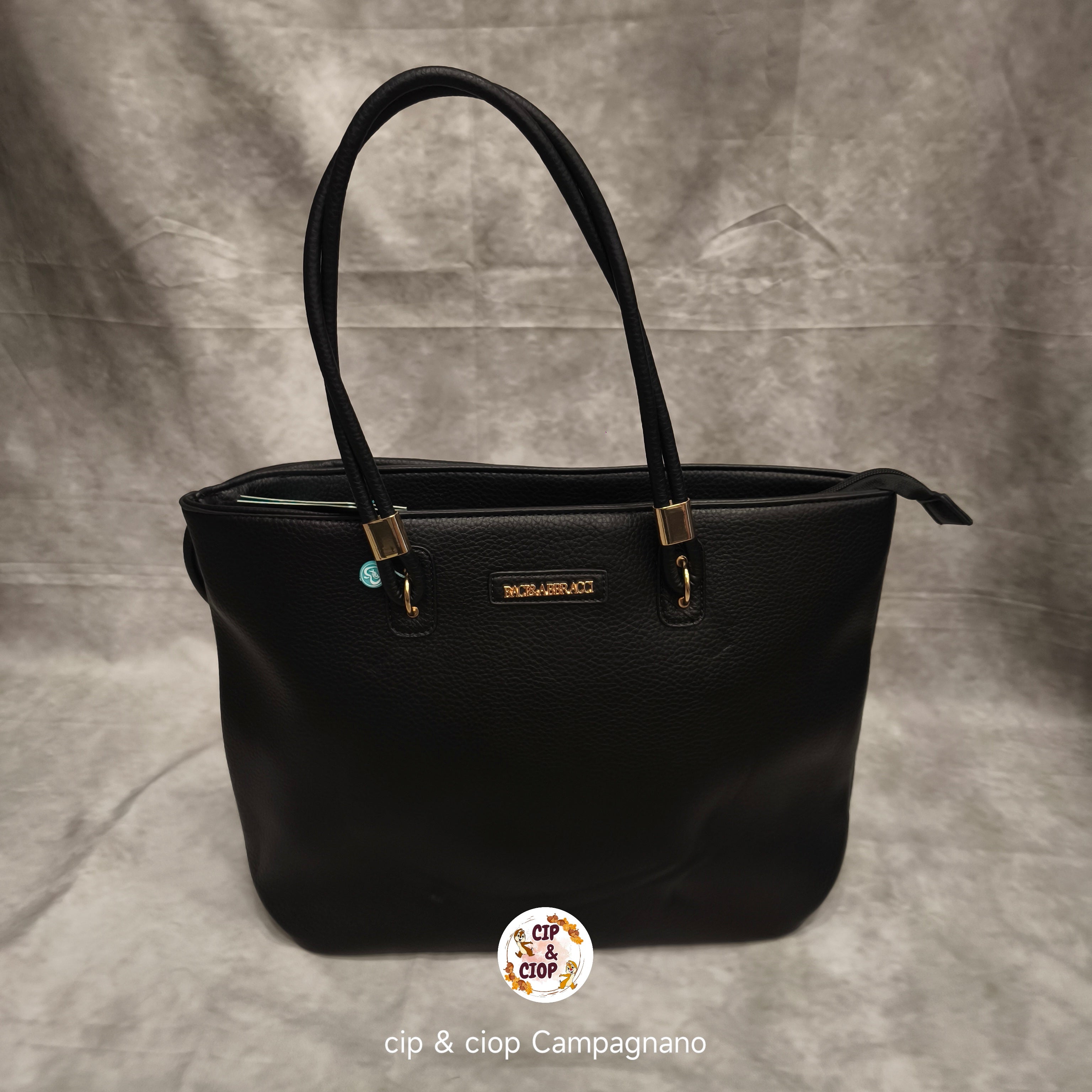 Borsa baci e abbracci