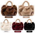 Borsa pelliccia con manici a treccia Art 8765