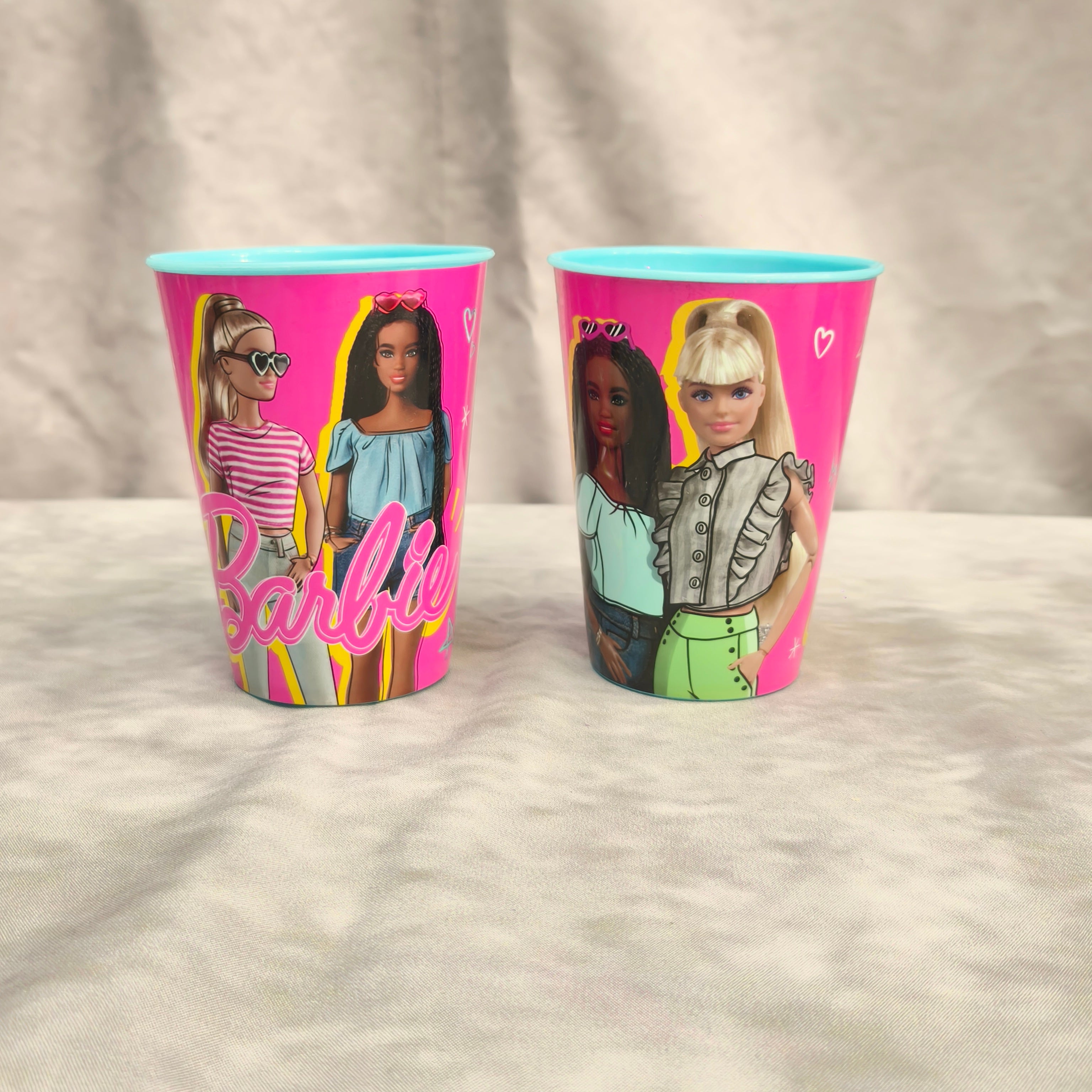 Bicchiere di plastica di barbie