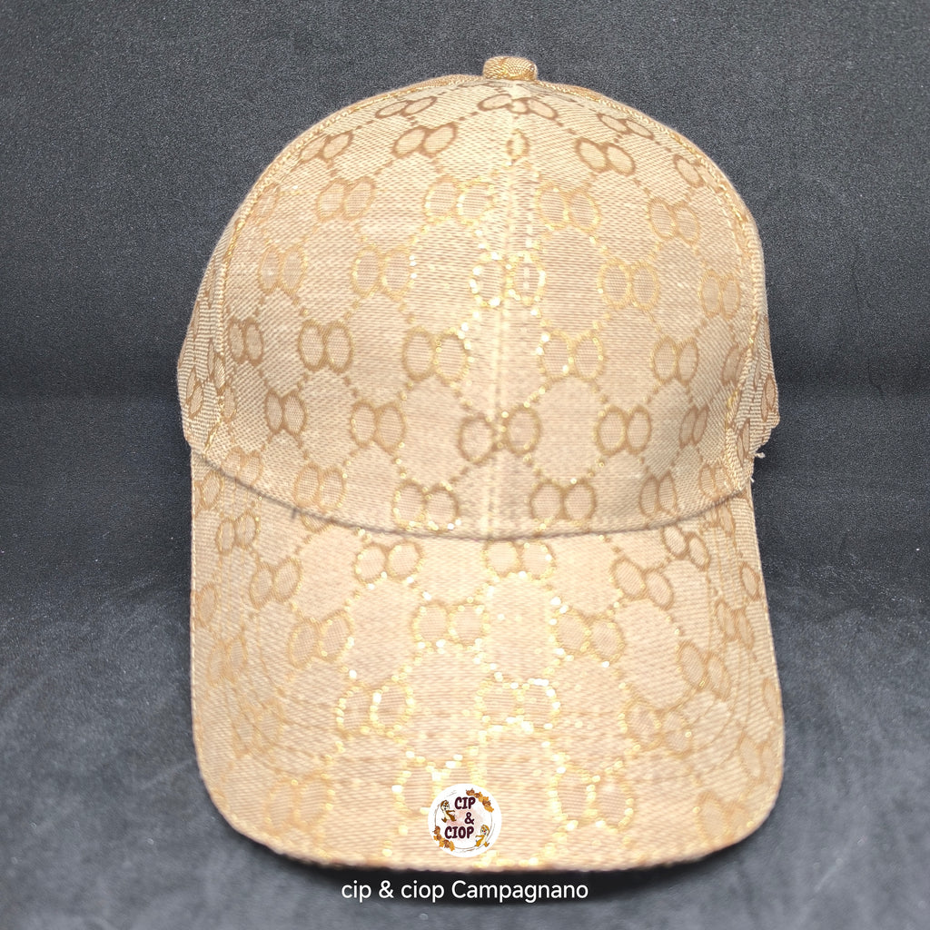 Cappello con visiera