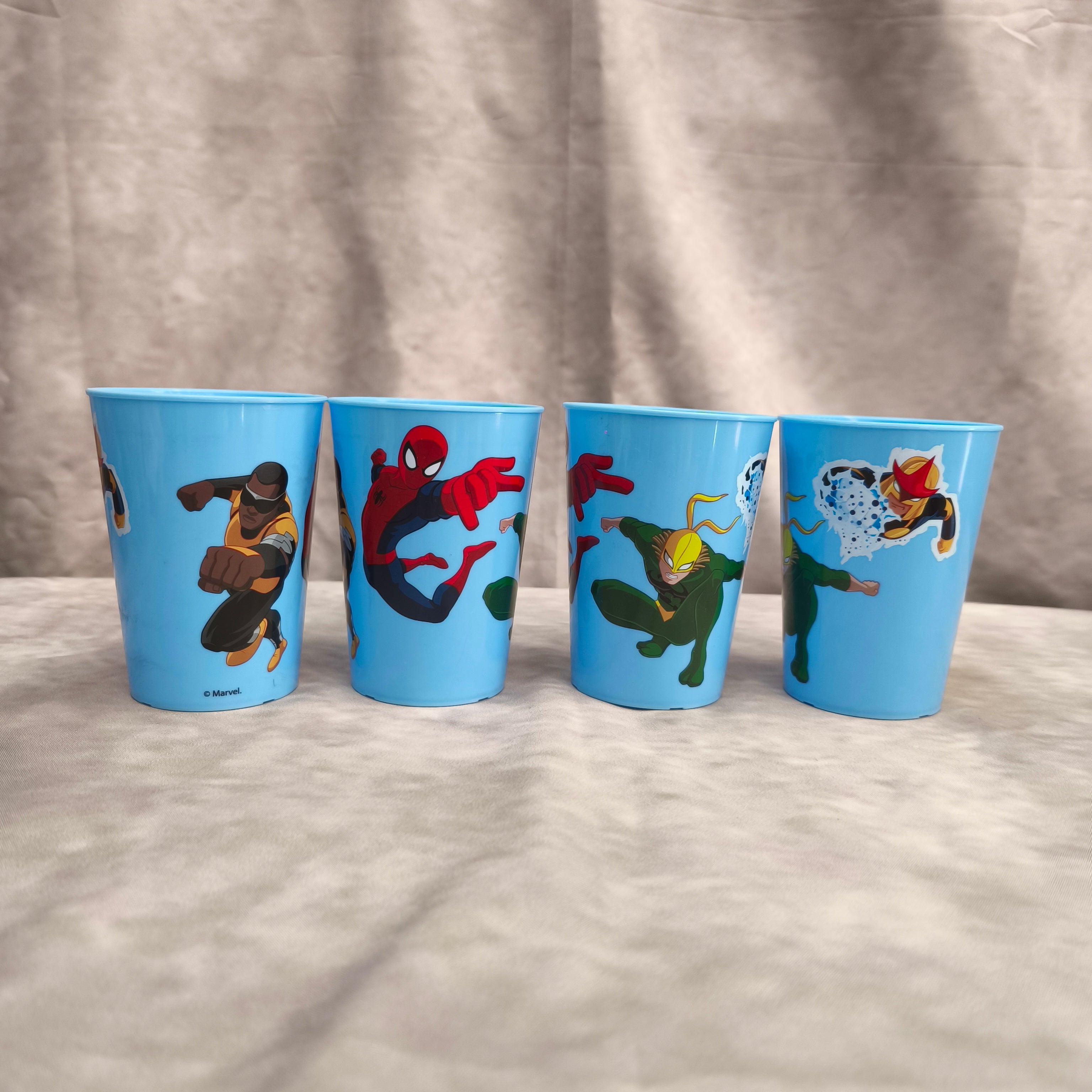 Bicchieri di plastica degli avengers