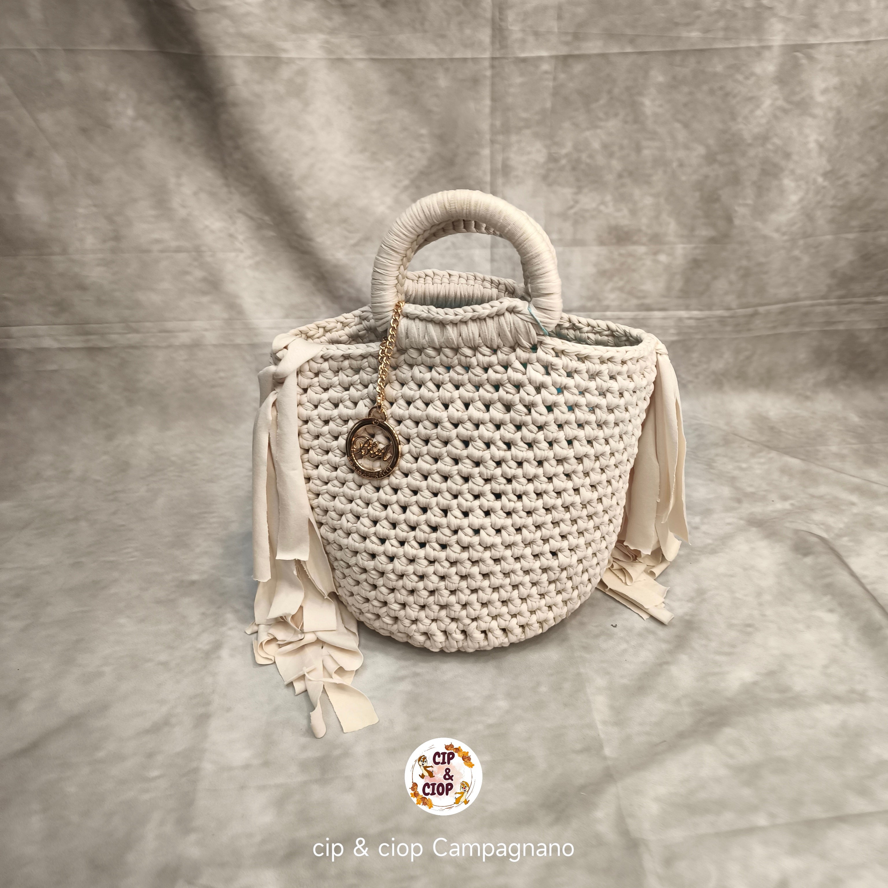 Borsa baci e abbracci